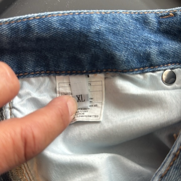HDLTE NWT Wide LegJeans; Size XL; medium wash - Picture 11 of 11